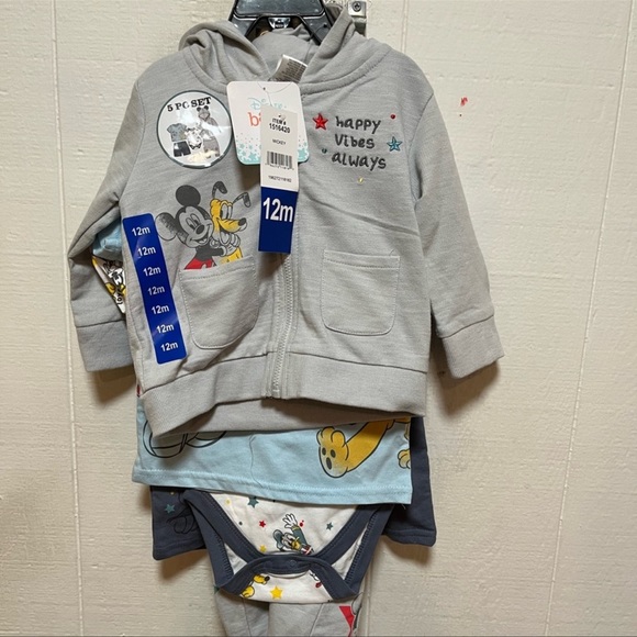 Disney Other - Disney Baby - Mickey Mouse Infant 5-piece Layette Set